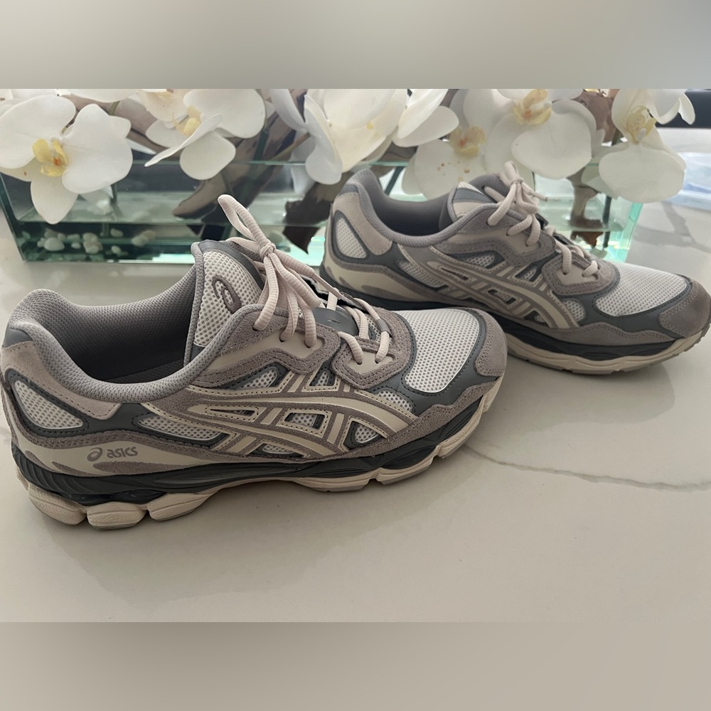 ASICS GEL-NYC CASUAL SHOES